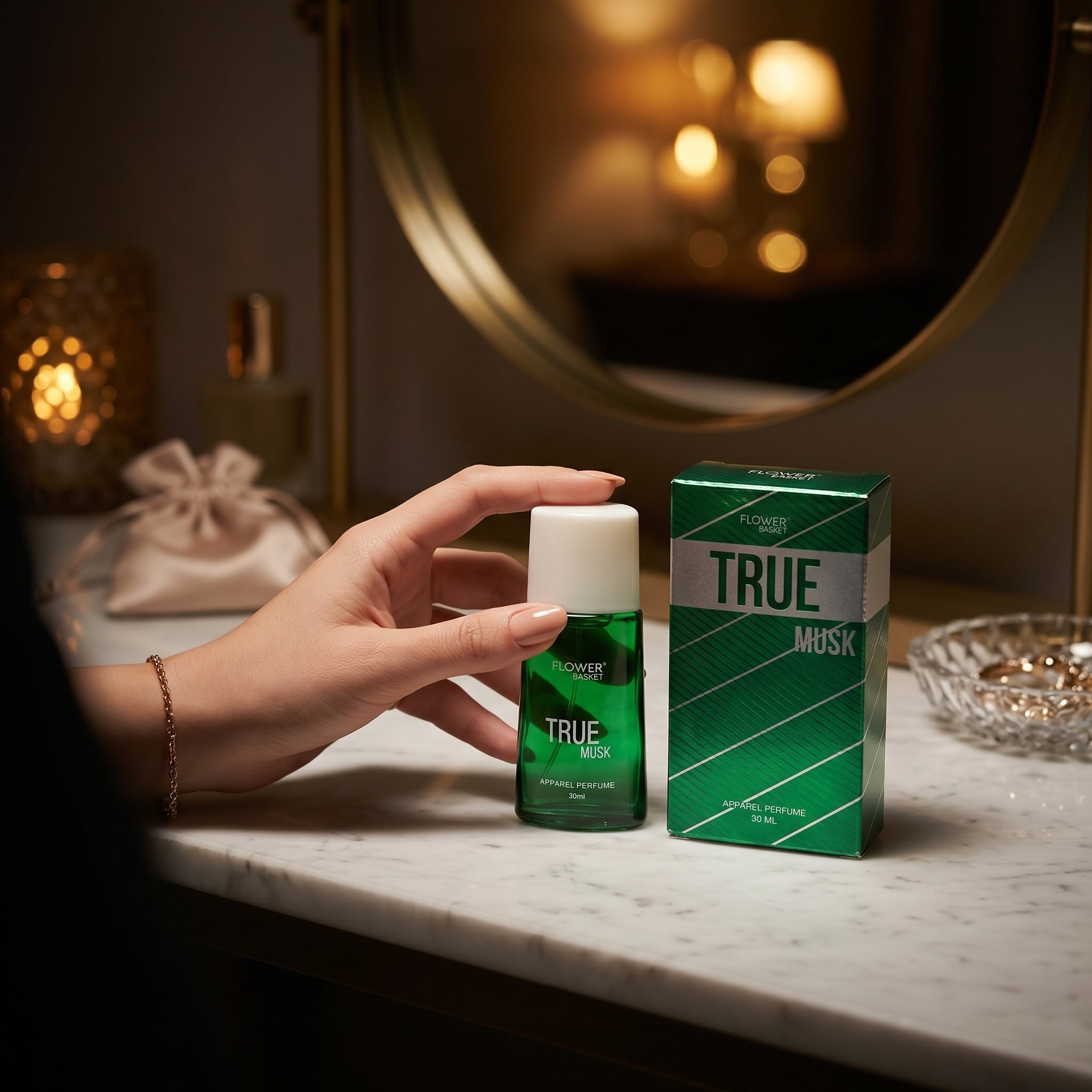 Premium Emerald Musk Apparel Perfume (30 ML)