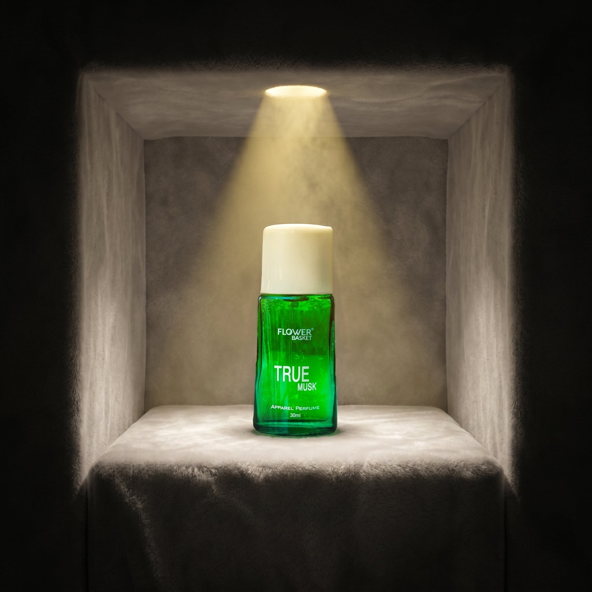 Premium Emerald Musk Apparel Perfume (30 ML)